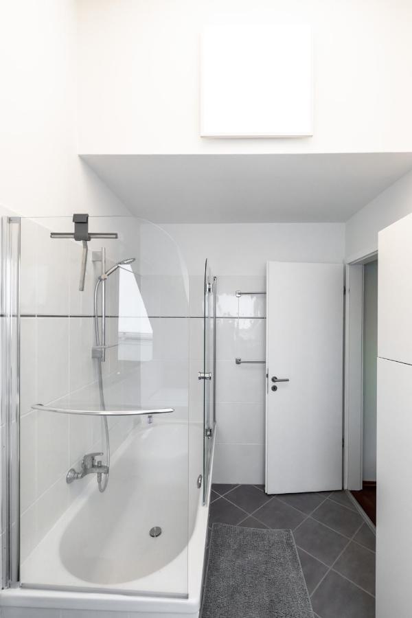The Beverly Hills Of Frankfurt In Hofheim Penthouse Or Garden Exteriör bild